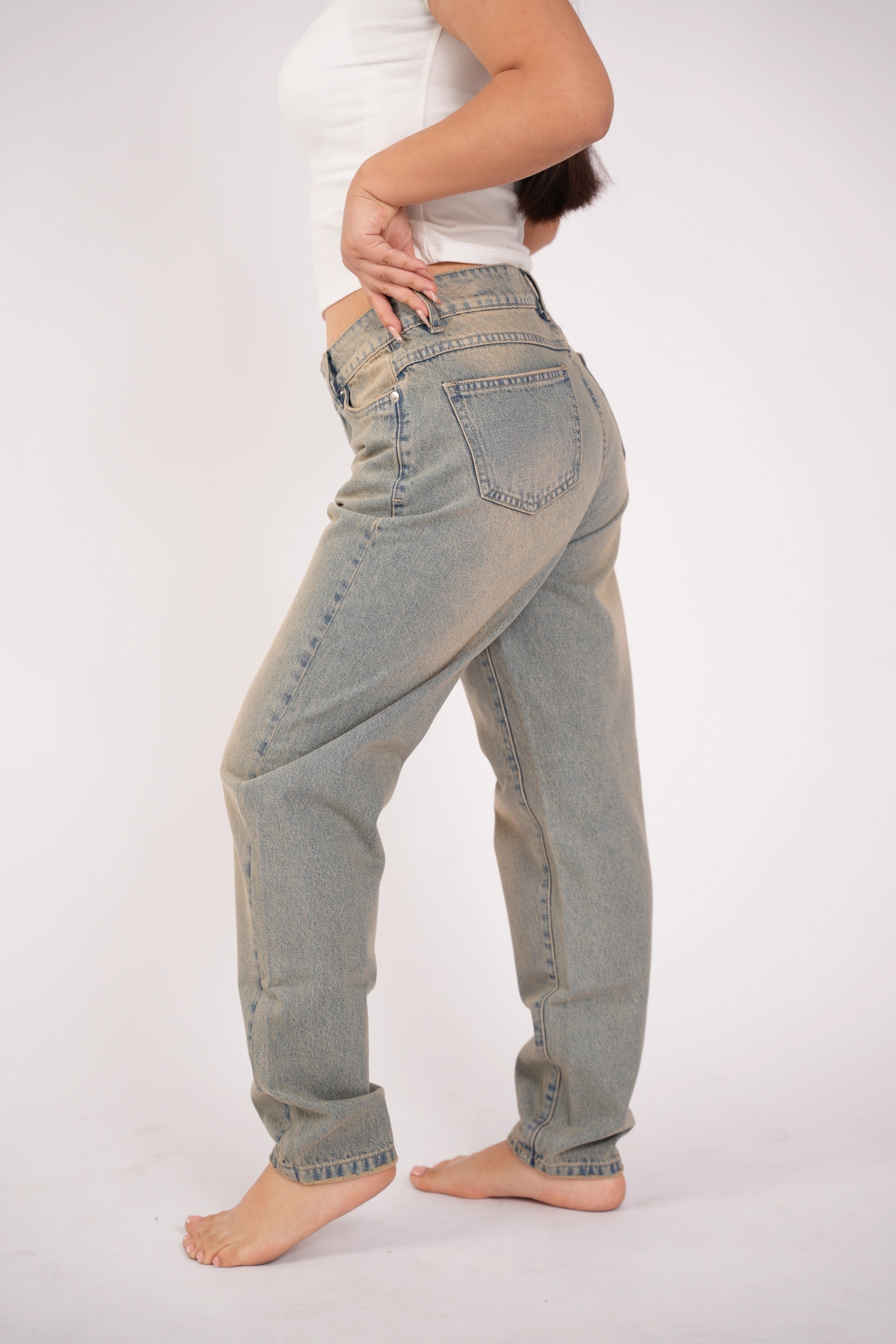 MOM JEAN  - MANTEQUILLA